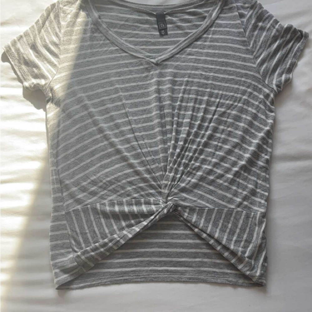 Gray and White Tie Front Short Sleeve Tee